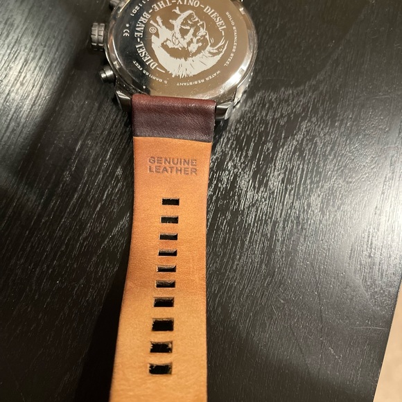 Men’s Diesel watch - Picture 7 of 15